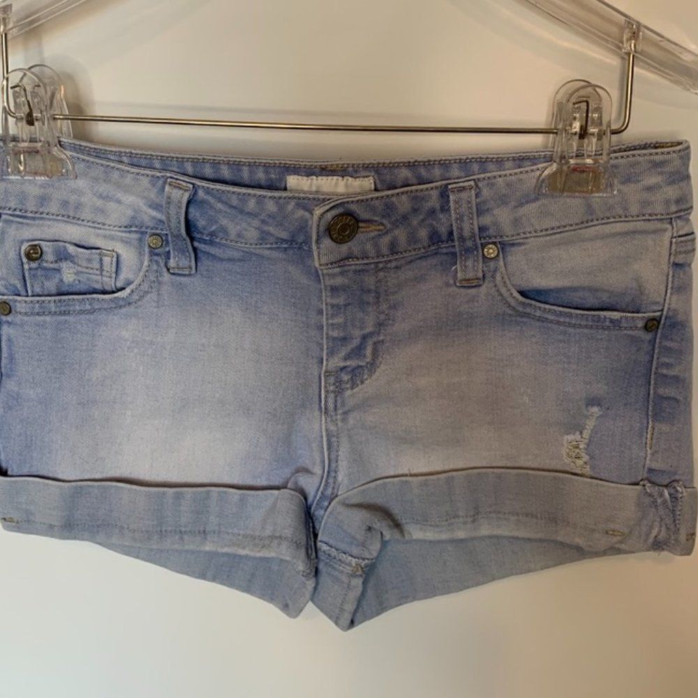 Celebrity Pink Light Denim Short